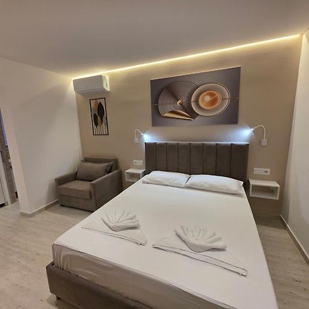 Apartments Veliaj 卡萨米尔 外观 照片