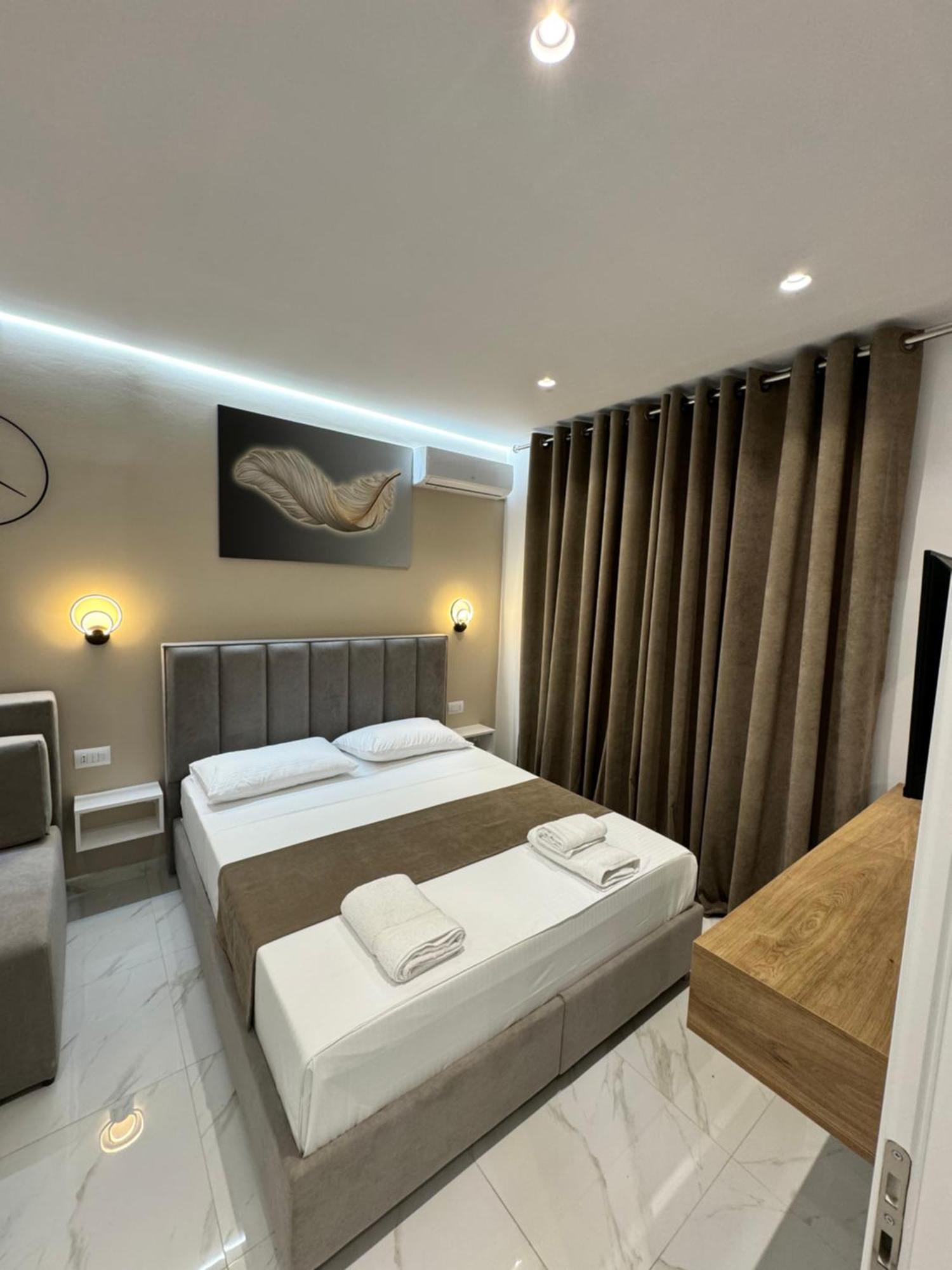 Apartments Veliaj 卡萨米尔 外观 照片
