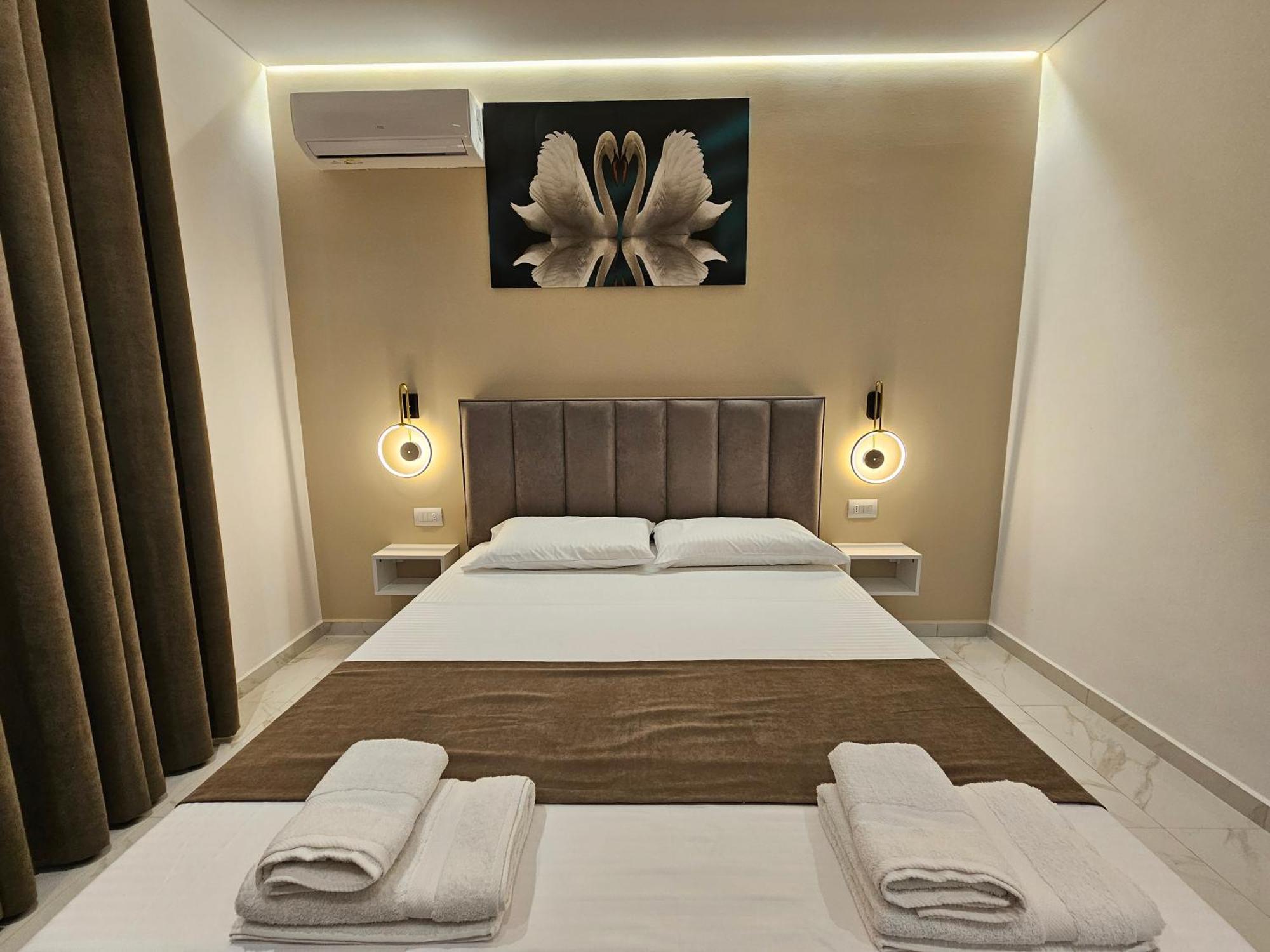 Apartments Veliaj 卡萨米尔 外观 照片