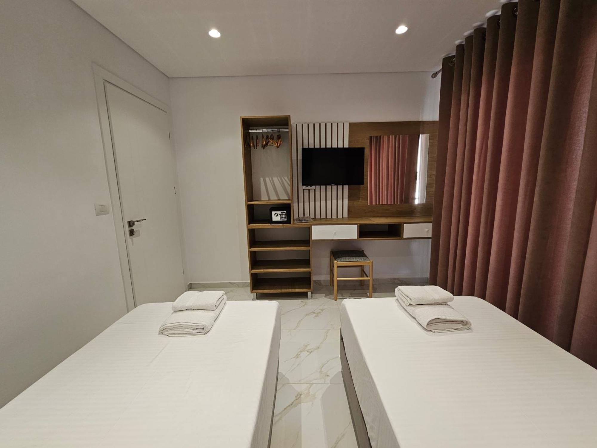 Apartments Veliaj 卡萨米尔 外观 照片
