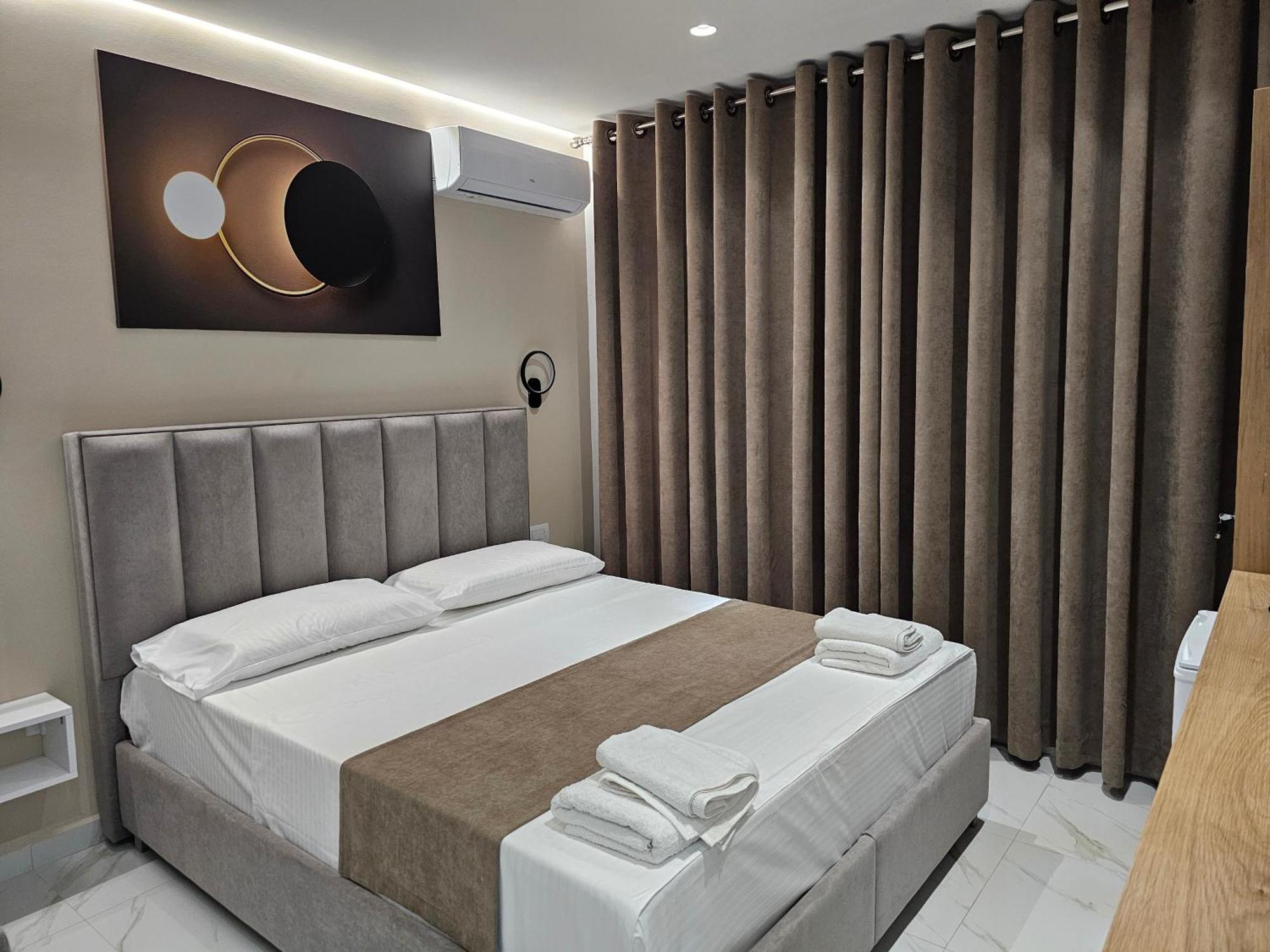 Apartments Veliaj 卡萨米尔 外观 照片