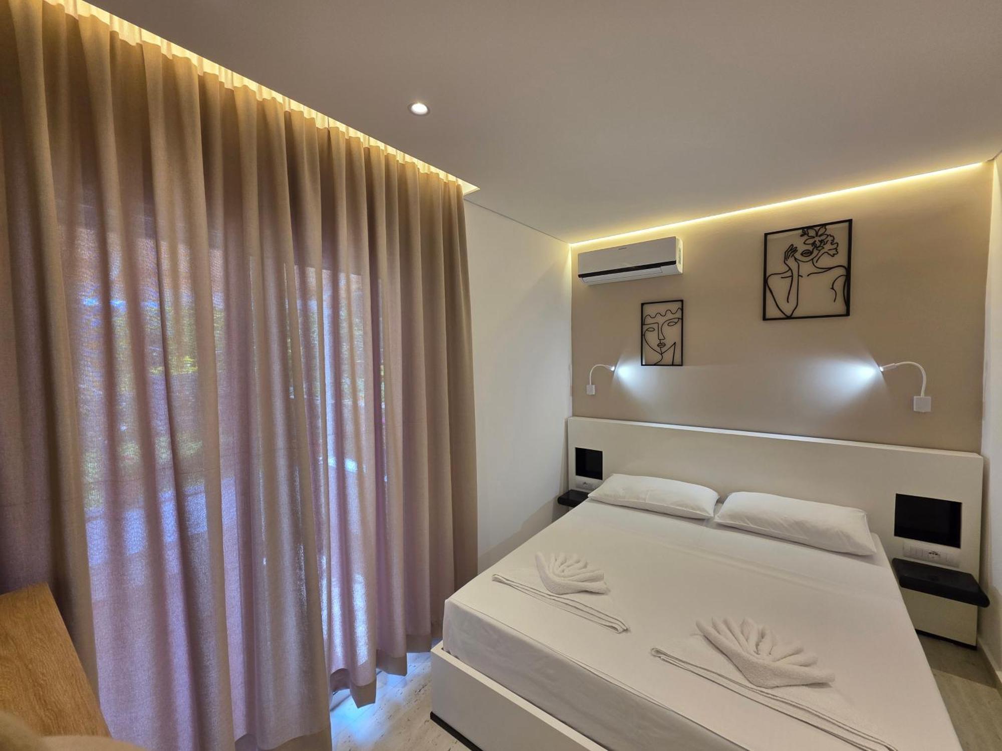 Apartments Veliaj 卡萨米尔 外观 照片